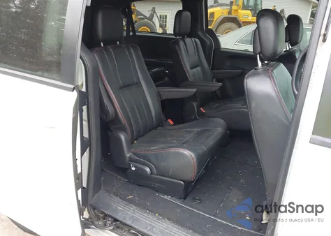 2016 Dodge Grand Caravan R/T из США, поврежденный, VIN 2C4RDGEG9GR318466